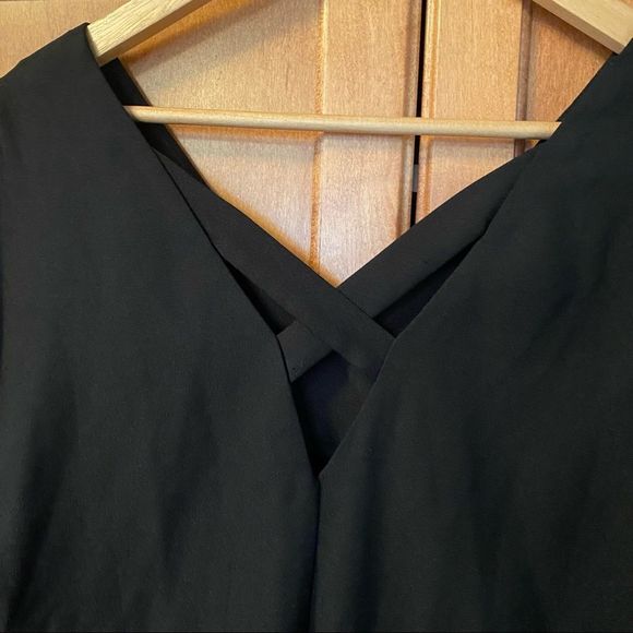 ✨50% OFF✨ Dynamite Dress - Picture 7 of 11